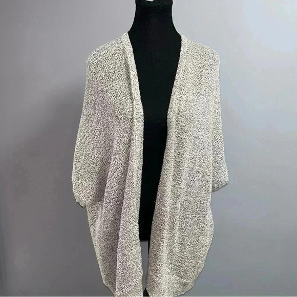 Aritzia - Community  Cardigan - Picture 1 of 6